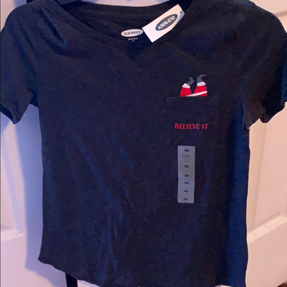 Old navy tshirt